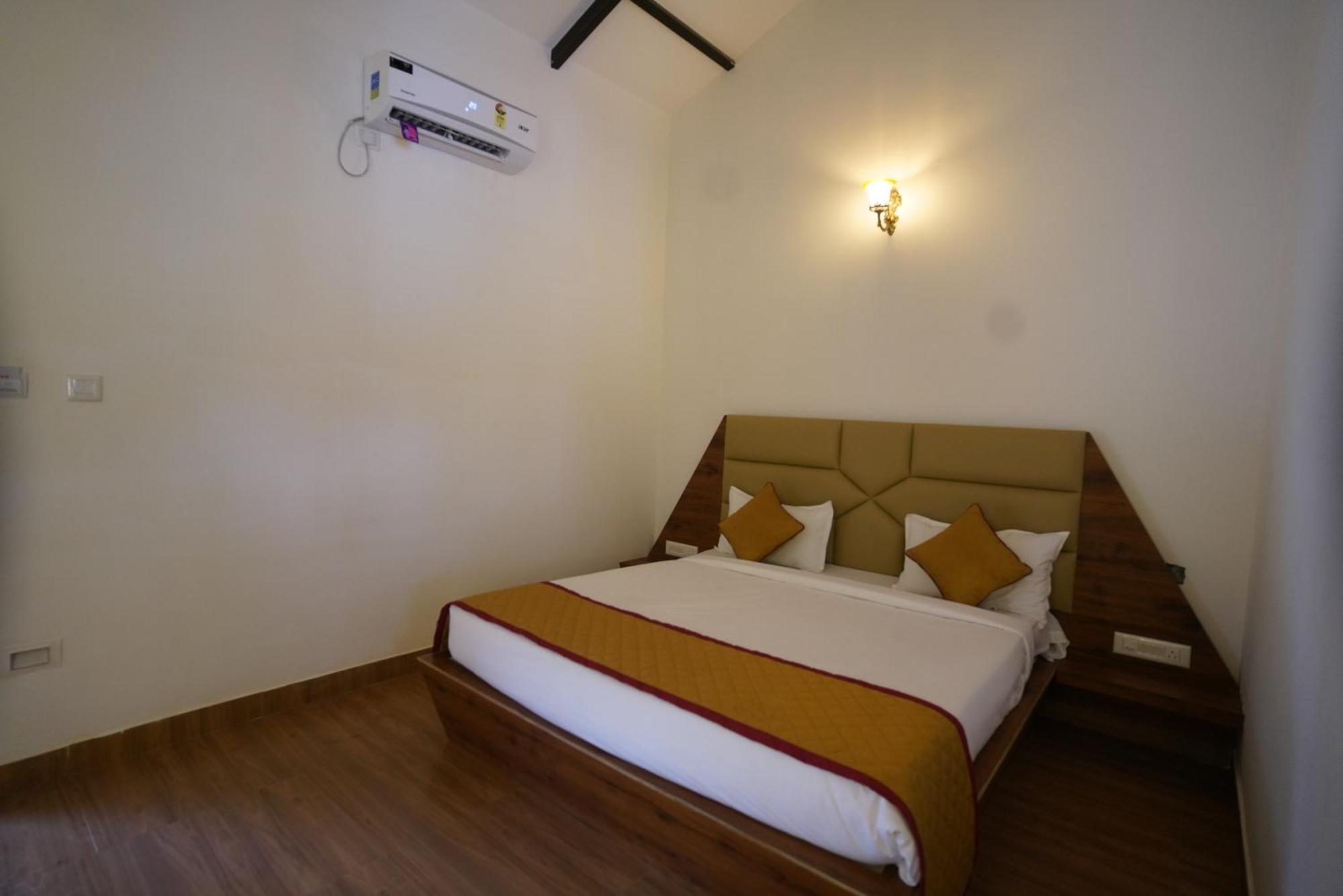 Q Mango Resort Rāmanagaram Exterior foto